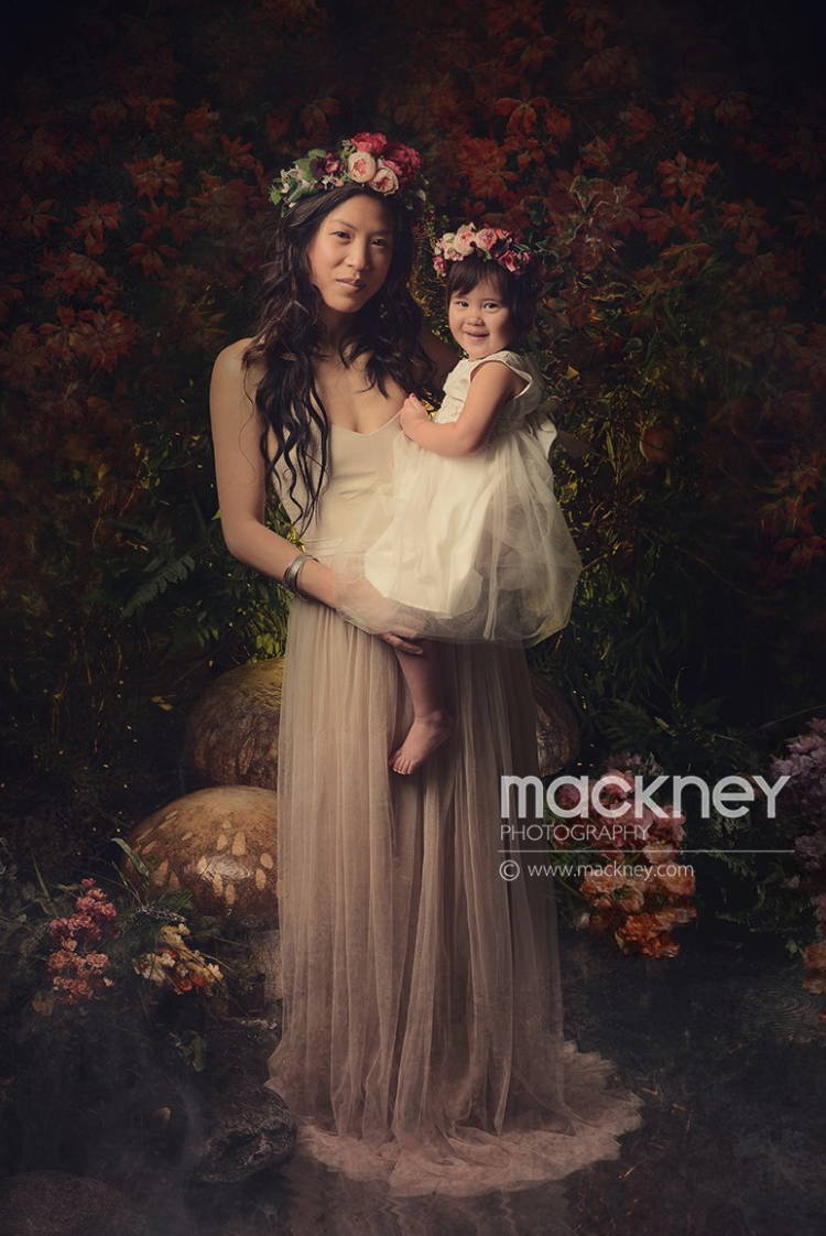 Nadia Di Tullio Crowns For Mackney Photography
